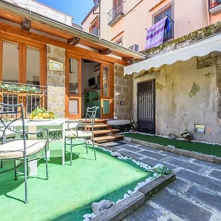 Sorrento Coast With Garden Il Glicine Apartment Piano di Sorrento
